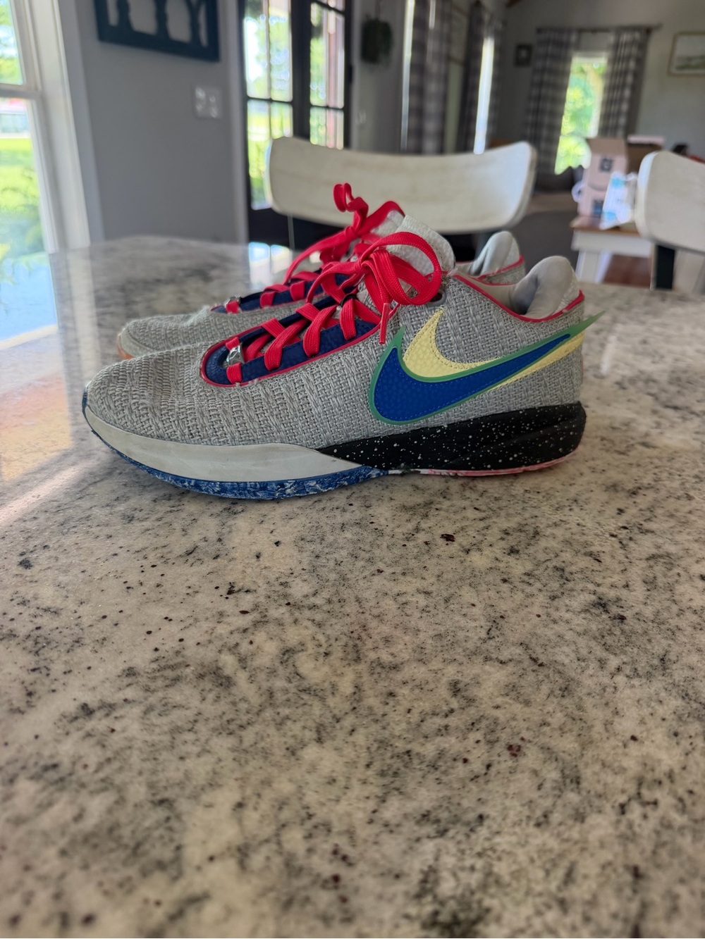 Nike LeBron 20 tennis shoes